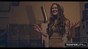 Который активно двигался в елочке