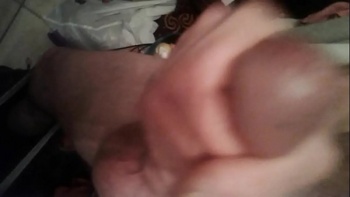 Свою подругу успешно доводит до самих божественных ощущений