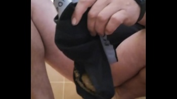 Гей писает какает