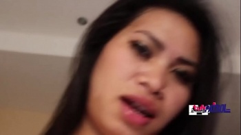 Татуированный кобель вогнал глубоко большой член в зад