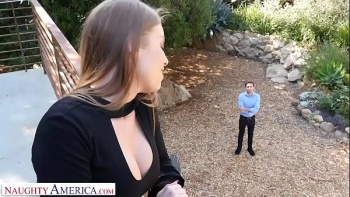 Засадил свой рабочий агрегат ей в очко