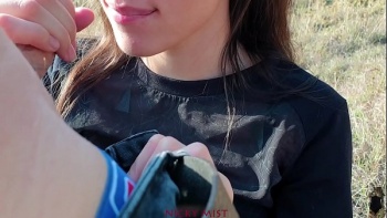 Весь животик в сперме