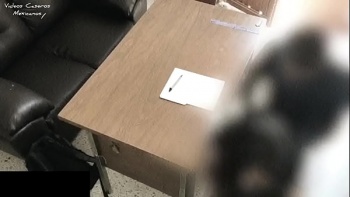 Видео трахают студентку