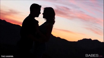 Целовал в засос