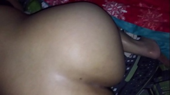 Ебал её в позе догги стайл