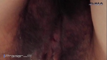 Мастурбация молоденьких скрытой камерой