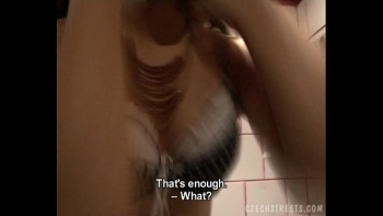 Развел девушку на секс на улице