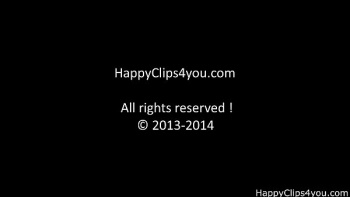 Стала дрочить своими ласковыми ручками